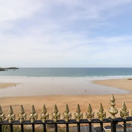 Daire 16 Ocean Heights New Quay